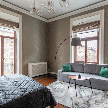 Luxury Apartment With Balcony Next To The New York Cafe Budapest Bagian luar foto